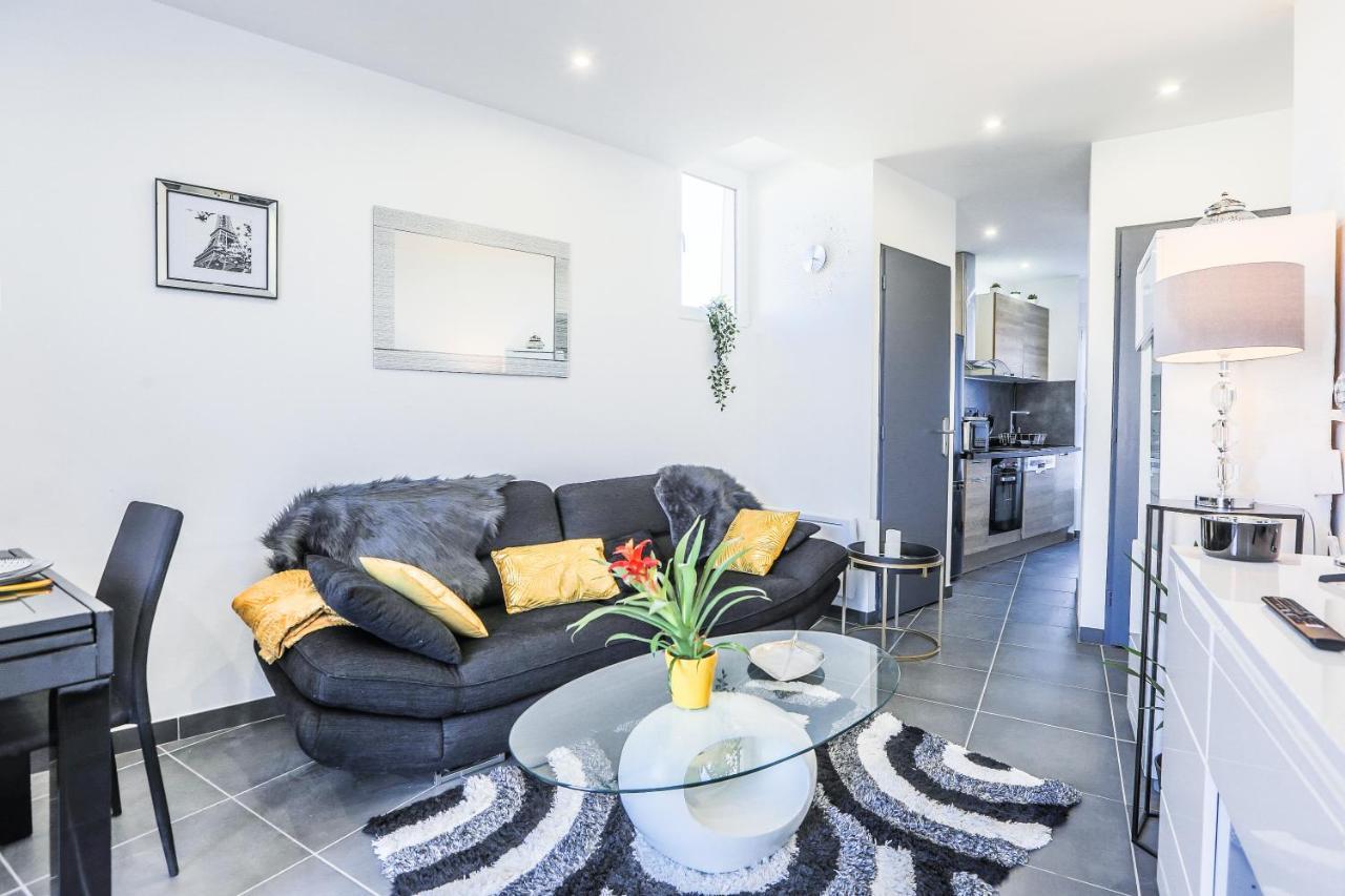 Cabana & Terrasse Apartment แคลร์มงต์-แฟร์รองด์ ภายนอก รูปภาพ